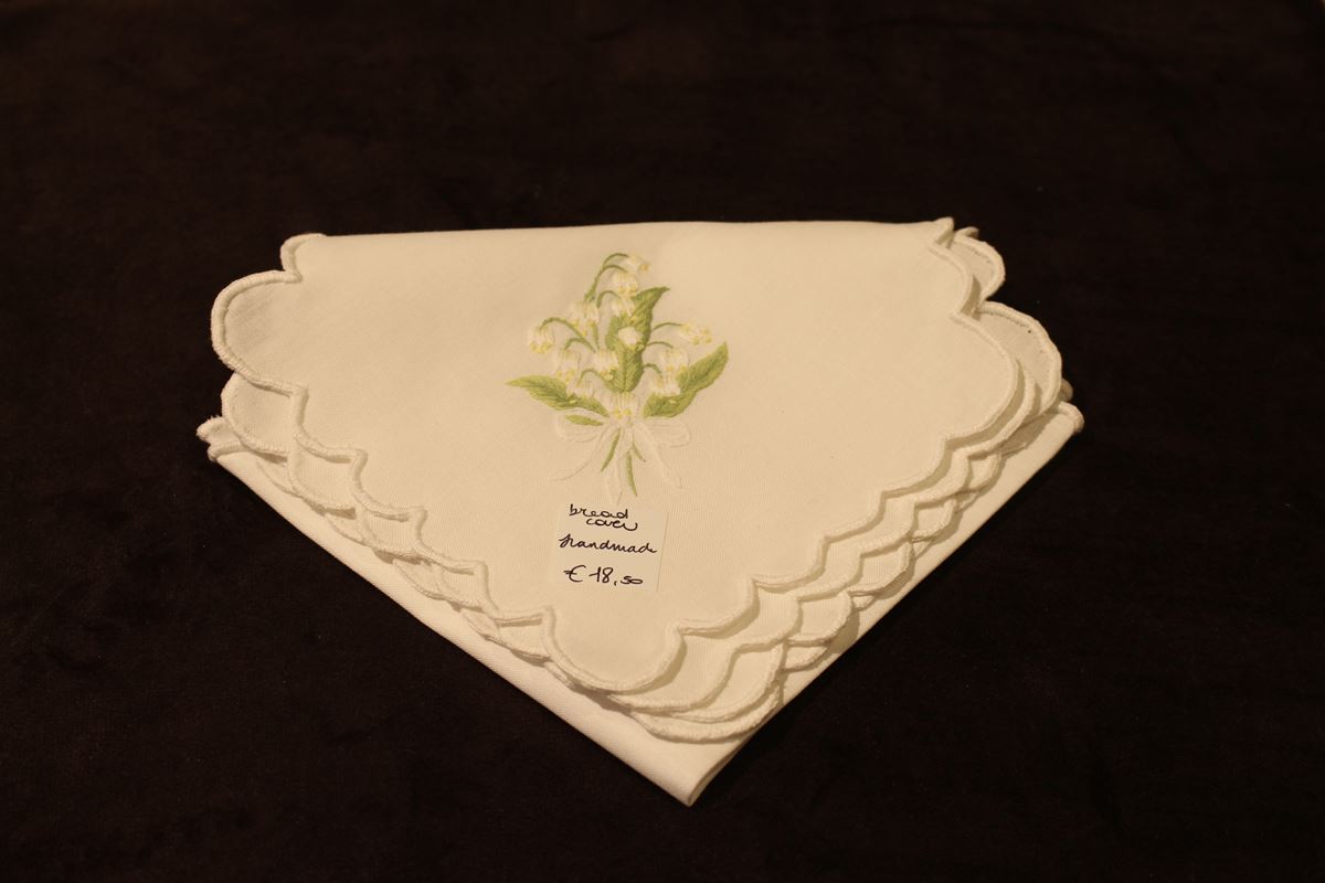 Bread cover lily of the valley